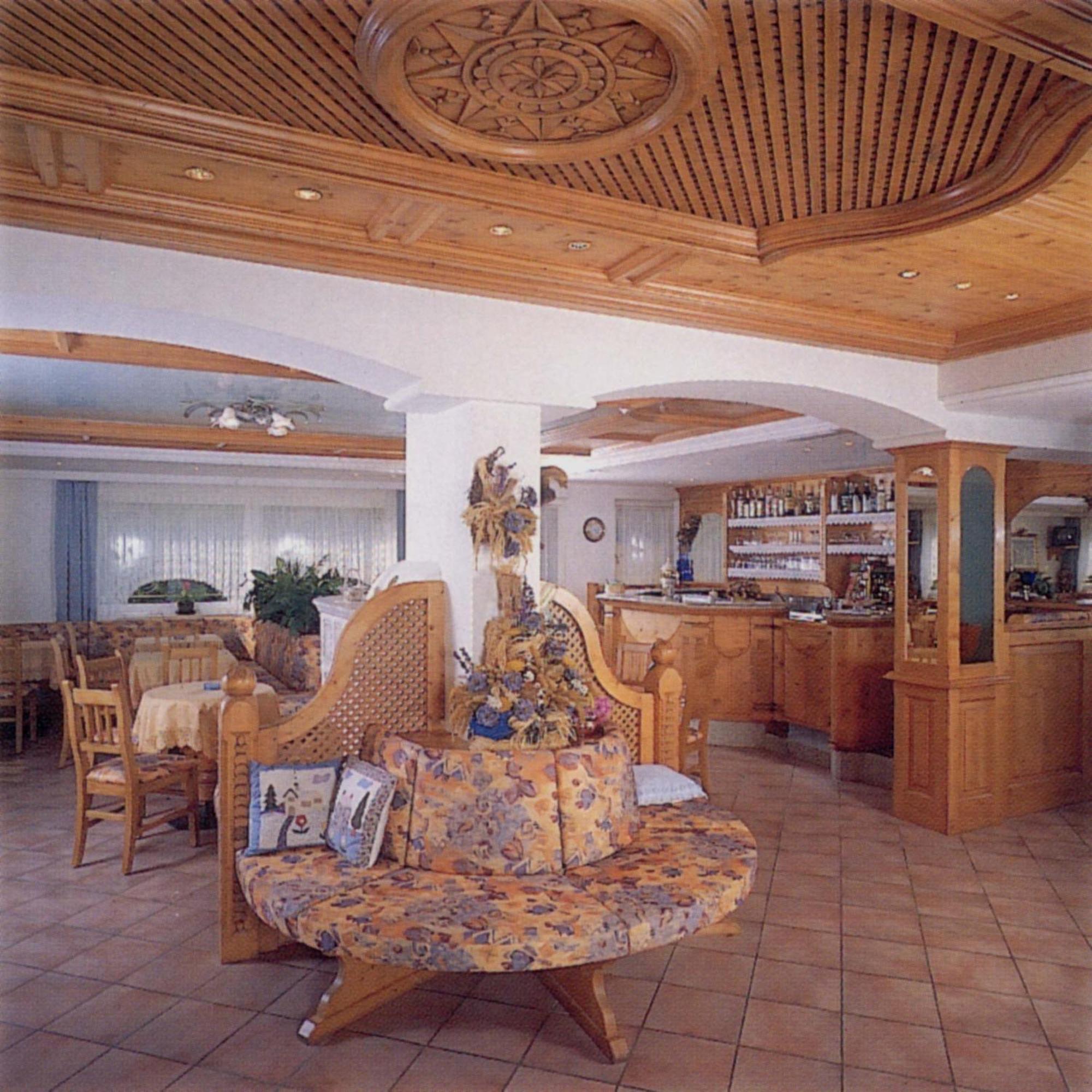 Debra Park Hotel Моэна Экстерьер фото